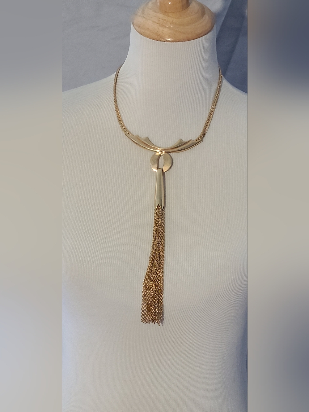 Elegant Gold Tassel Y-Necklace